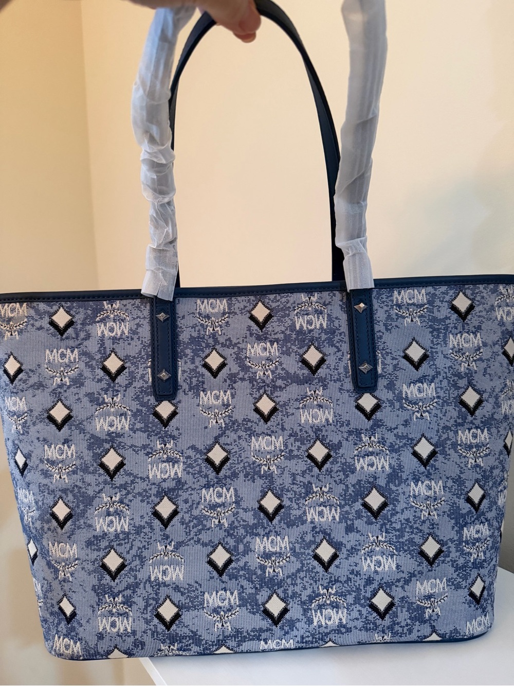 MCM Aren Light Blue Logo Monogram Tote with Blue Trim NWT - Picture 2 of 9
